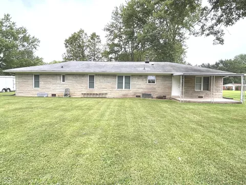1365 Hope Dr, Avon, IN 46123 photo 4