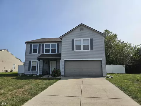 1395 King Maple Dr, Greenfield, IN 46140