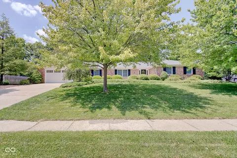 13991 Marilyn Ct, Carmel, IN 46032