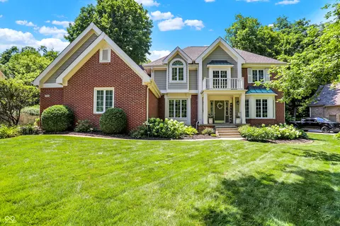 7382 Oakland Hills Ct, Indianapolis, IN 46236