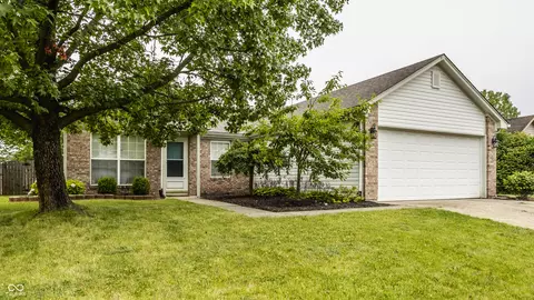 10533 Sedgegrass Dr, Indianapolis, IN 46235