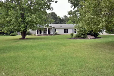 4306 E Kiger Ct, Crawfordsville, IN 47933