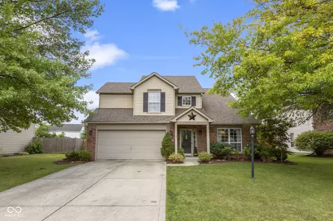 10220 Night Hawk Dr, Fishers, IN 46037