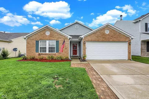8821 Taggart Dr, Camby, IN 46113