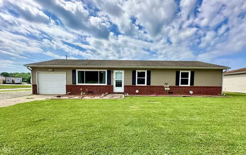 19 Tulip St, Martinsville, IN 46151