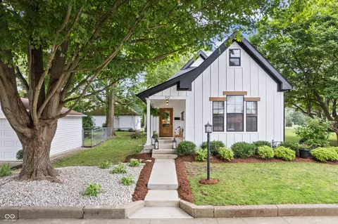 112 N Mccarty St, Fortville, IN 46040