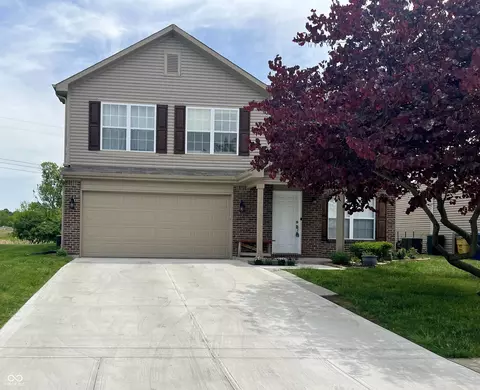 7841 Sergi Canyon Dr, Indianapolis, IN 46217