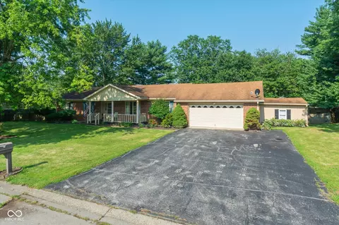 1268 Neal Ct, Avon, IN 46123