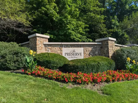 9546 Timberline Dr, Indianapolis, IN 46256