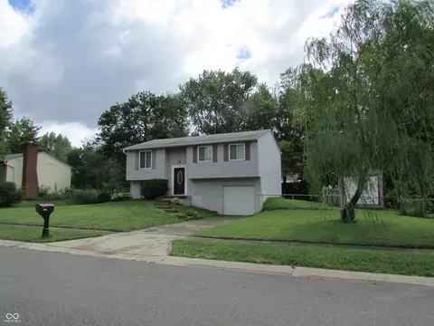 1103 Rosengarten Dr, Greenwood, IN 46142