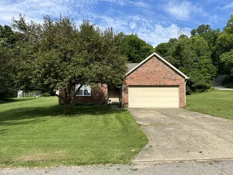 1240 Inverness Farms Rd, Martinsville, IN 46151