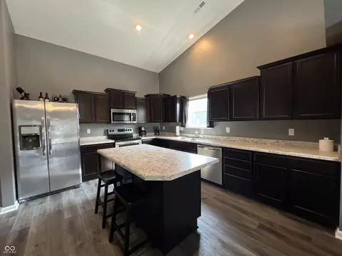 Kitchen - 6643 Laurelwood Dr, Pendleton, IN 46064 photo 1 of 1