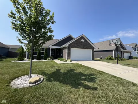 Exterior - 6643 Laurelwood Dr, Pendleton, IN 46064 photo 2 of 5