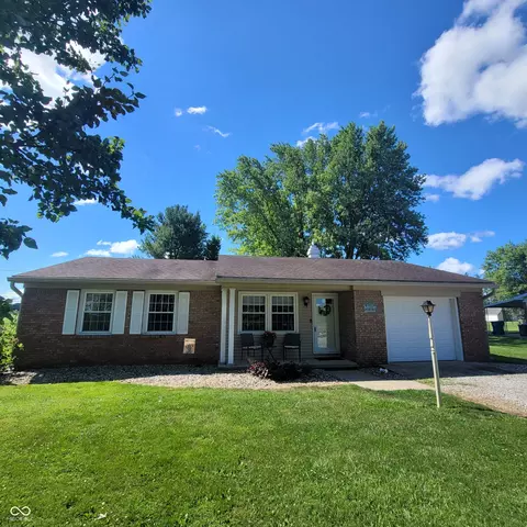 1058 E County Road 25 S, Greencastle, IN 46135