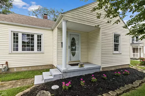 512 W Main St, Chesterfield, IN 46017