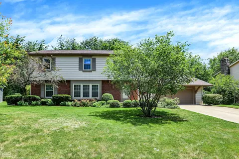 12211 Brookshire Pkwy, Carmel, IN 46033