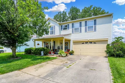 730 Wheat Field Ln, Whiteland, IN 46184