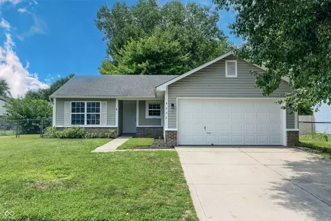 4220 Sycamore Ct, Franklin, IN 46131