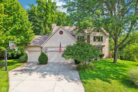 9242 Conway Ct, Fishers, IN 46037