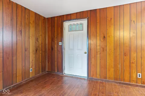 Entry Way - 1367 S 400 E, Marion, IN 46953 photo 1 of 4