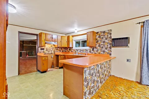 Kitchen - 1367 S 400 E, Marion, IN 46953 photo 6 of 6