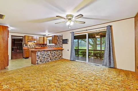 Living - 1367 S 400 E, Marion, IN 46953 photo 7 of 8