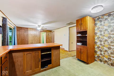 Kitchen - 1367 S 400 E, Marion, IN 46953 photo 4 of 6