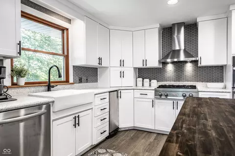 Kitchen - 10738 S 575 W, Pendleton, IN 46064 photo 3 of 6