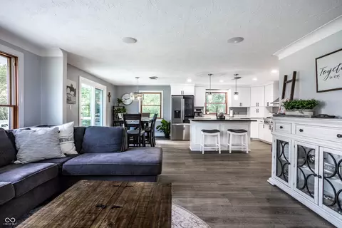 Living - 10738 S 575 W, Pendleton, IN 46064 photo 1 of 5