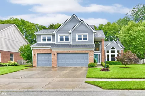 11694 Forest Park Ln, Carmel, IN 46033