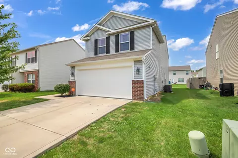 8120 Grove Berry Way, Indianapolis, IN 46239