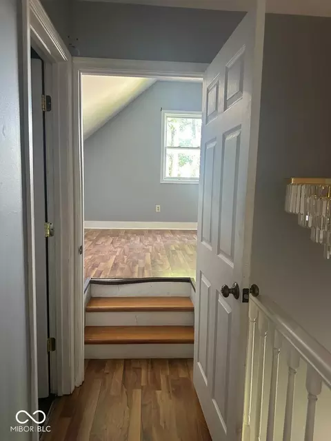 Entry Way - 4376 W Silverthorne St, Bloomington, IN 47404 photo 2 of 4