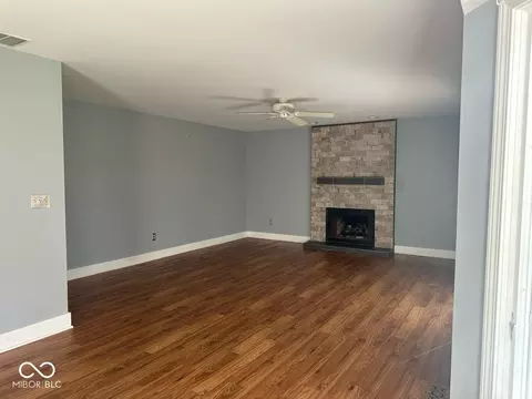 Living - 4376 W Silverthorne St, Bloomington, IN 47404 photo 3 of 3