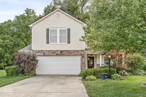 264 Creekside Cir, Danville, IN 46122