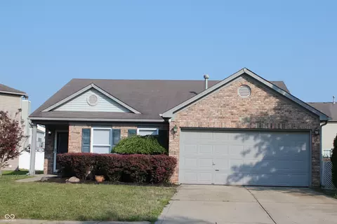9038 Stones Bluff Pl, Camby, IN 46113
