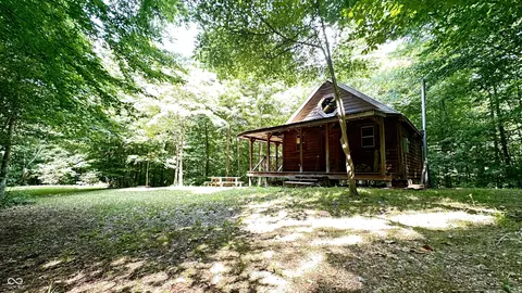 4627 Hale Hill Rd, Poland, IN 47868