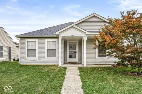 843 Olmsted Dr, Shelbyville, IN 46176