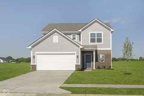 4910 Amber Wood Dr, Oaklandon, IN 46235