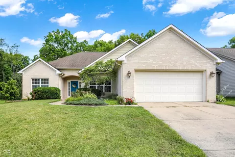 38 Golden Tree Ln, Indianapolis, IN 46227