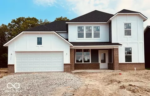 6488 Ambassador Dr, Plainfield, IN 46168