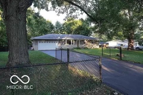 7115 Maryann Ct, Indianapolis, IN 46227