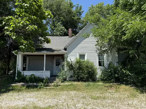 1901 N 6th St, Terre Haute, IN 47804