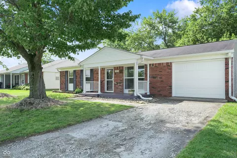 387 E County Line Rd, Mooresville, IN 46158