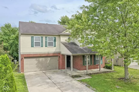 9025 Stones Bluff Pl, Indianapolis, IN 46113