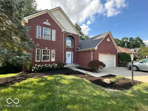 7244 Lakeside Woods Dr, Indianapolis, IN 46278