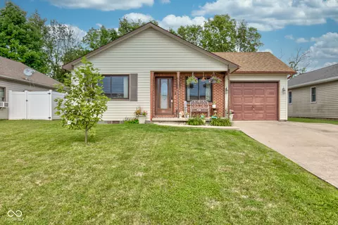 457 Wilson St, Tipton, IN 46072