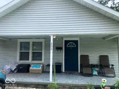 220 N Water St, Chesterfield, IN 46017