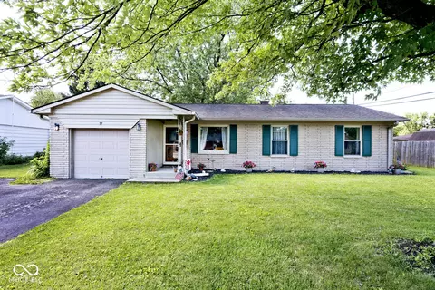 57 E Tilden Dr, Brownsburg, IN 46112