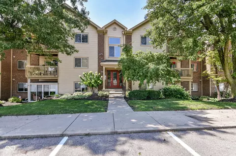 1057 Timber Creek Dr #8, Carmel, IN 46032