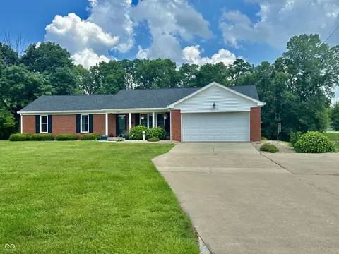 1109 S College Ave, Greencastle, IN 46135
